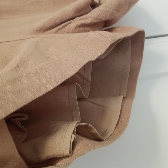 Vici - Linen-Blend Belted High Rise Tailored Shorts, NWT - Picture 5 of 10